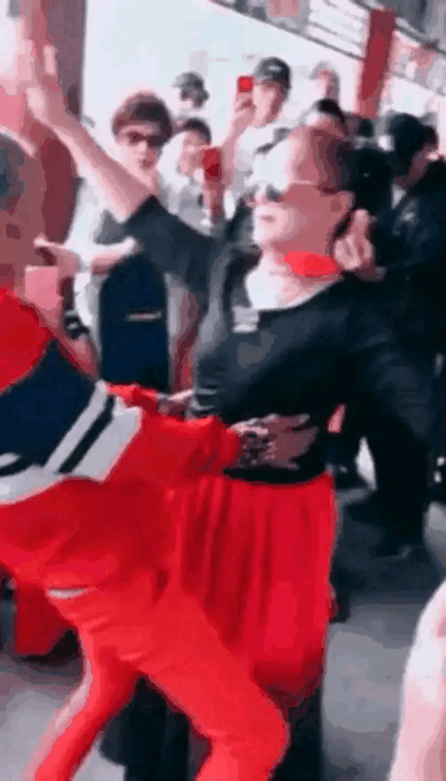 front2_0_lt51p8Mr1atZDCbmebsOnBYQsNkR.1629550652.gif