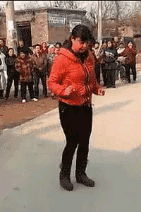 front2_0_FturTB5Vat3NOU3UfSMyOgf7CftA.1630551113.gif