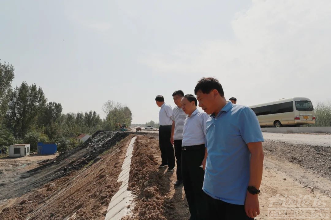 领导赴北湖防汛备汛，问问北湖的你们看到效果了吗？-2.jpg
