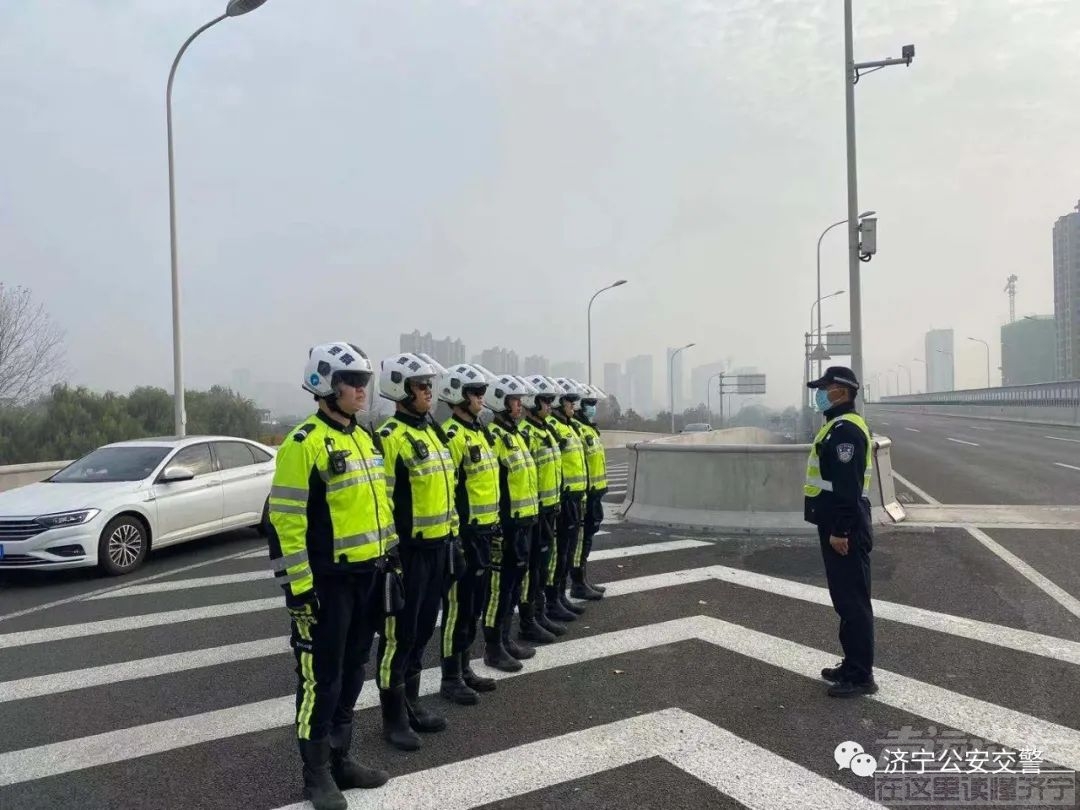 重磅：济宁交警严查各类违法行为！-18.jpg