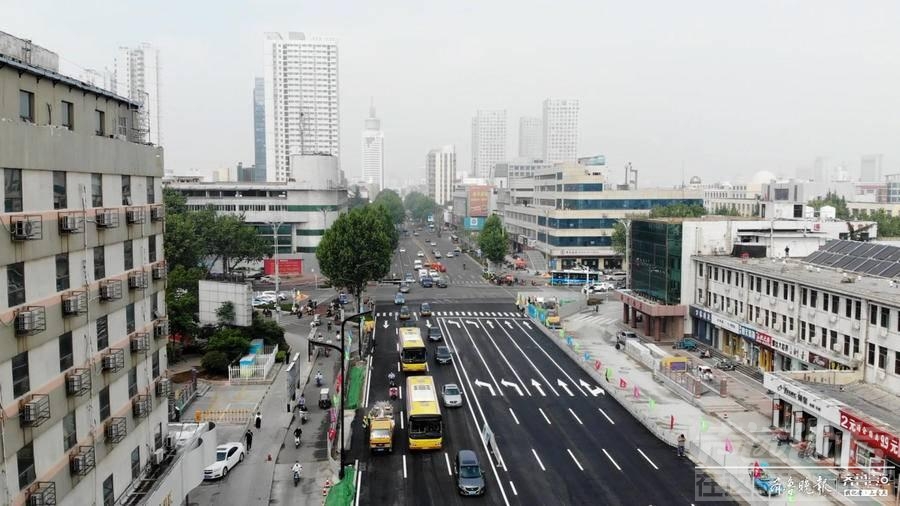 双向六车道，太白楼路改造二期项目提前一个月主路通车-2.jpeg