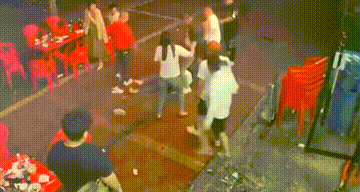 后续，官媒曝唐山被打女孩目前情况稳定，已转普通病房，不在ICU-9.jpg