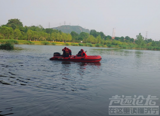 男子父亲节当天救人遇难，妻子哽咽：我眼睁睁看着他沉下去-2.jpg