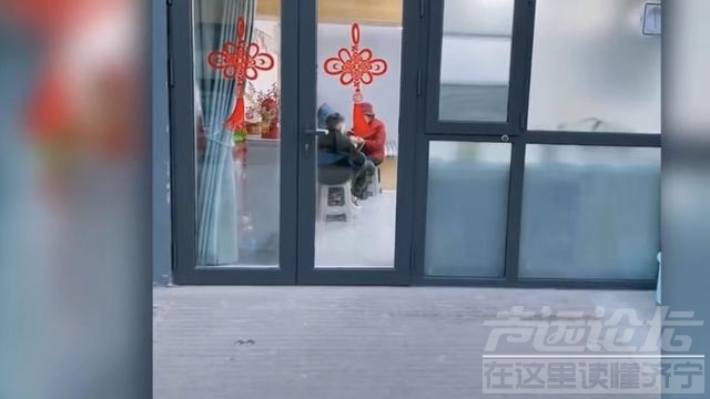 山东一位女主，装修20㎡车库给68岁母亲住，网友看后“炸锅”了-13.jpg