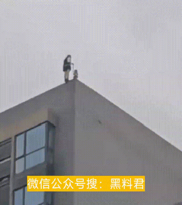 dsZlJWOQlx07XXQE7YoM010412002j2r0E010 00_00_00-00_00_30.gif