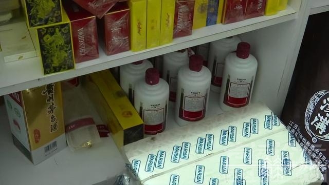 实地探访！揭秘高价回收烟酒背后的猫腻丨解忧帮-8.jpg