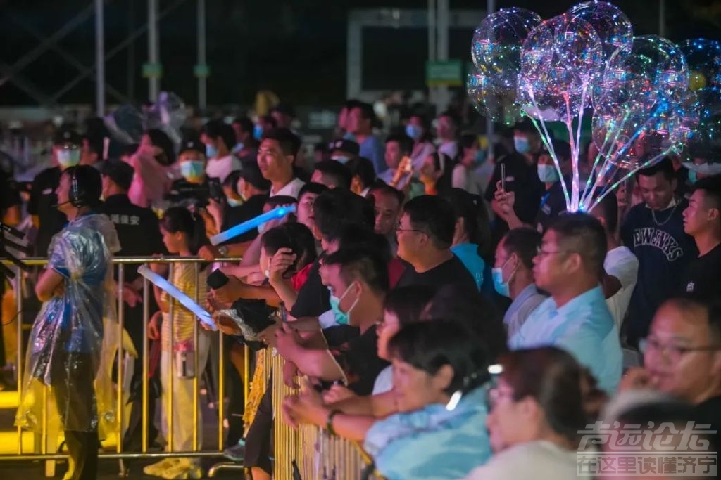 济宁银行2022济宁广电鸟巢青岛啤酒节圆满闭幕！-5.jpg