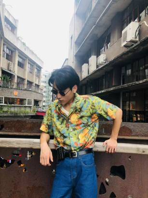 00后乡村小伙复刻80年代港风迪斯科，获60后70后点赞超千万，靠直播打赏改善生活-4.jpg