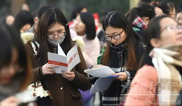 清华博士毕业想留校任教遭拒，博士吐槽：外企给年薪百万我都拒绝-2.jpg