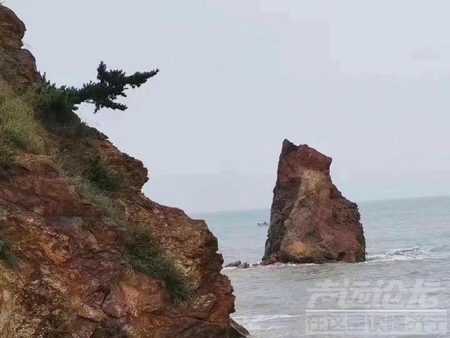 山东一知名景观被风雨损毁-3.jpg