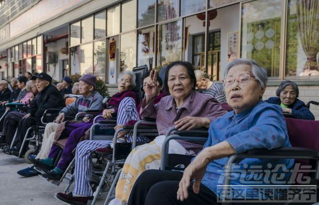 78岁老人坦言：请过保姆去过养老院，才明白晚年最好的归宿在哪里-11.jpg