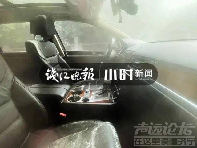 百万豪车停路边2年，欠费近5万！车主回应-6.jpg