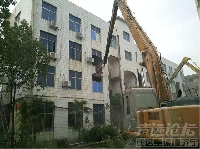 武汉最大黑社会头目落网，他一名马仔身份不简单，一把捞了6.9亿-5.jpg