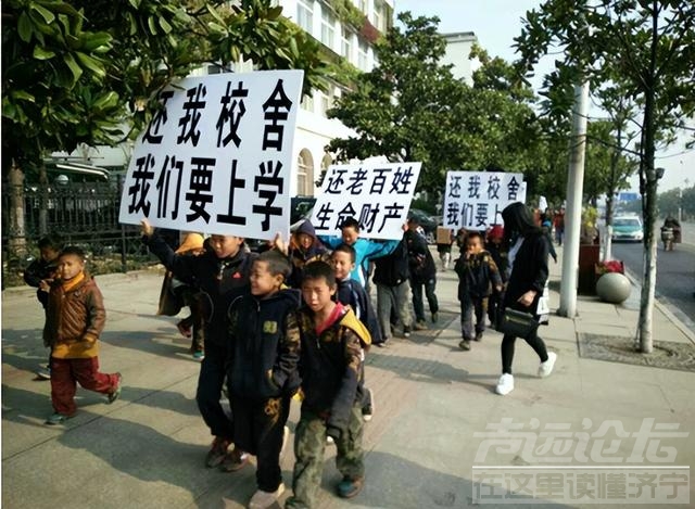 武汉最大黑社会头目落网，他一名马仔身份不简单，一把捞了6.9亿-6.jpg