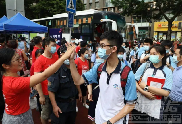 高考在即，考生迎来“坏消息”，网友喊话：不能换一届学生坑吗？-8.jpg