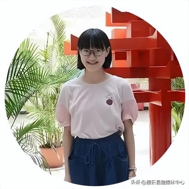 725高分学霸字迹惊艳，146分语文卷面曝光，卷面分千万不能丢！-2.jpg