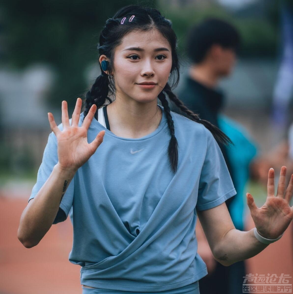 又强又美！中国田径再出顶级女神冠军，直言：刘翔你是我的信仰-3.jpg
