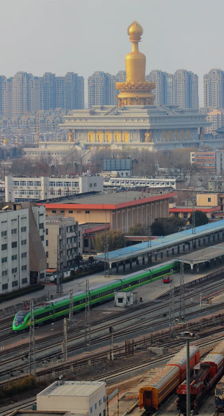 兖州站作为整个鲁南地区最大的的普铁交通枢纽，光环正逐渐变得暗淡-2.jpg