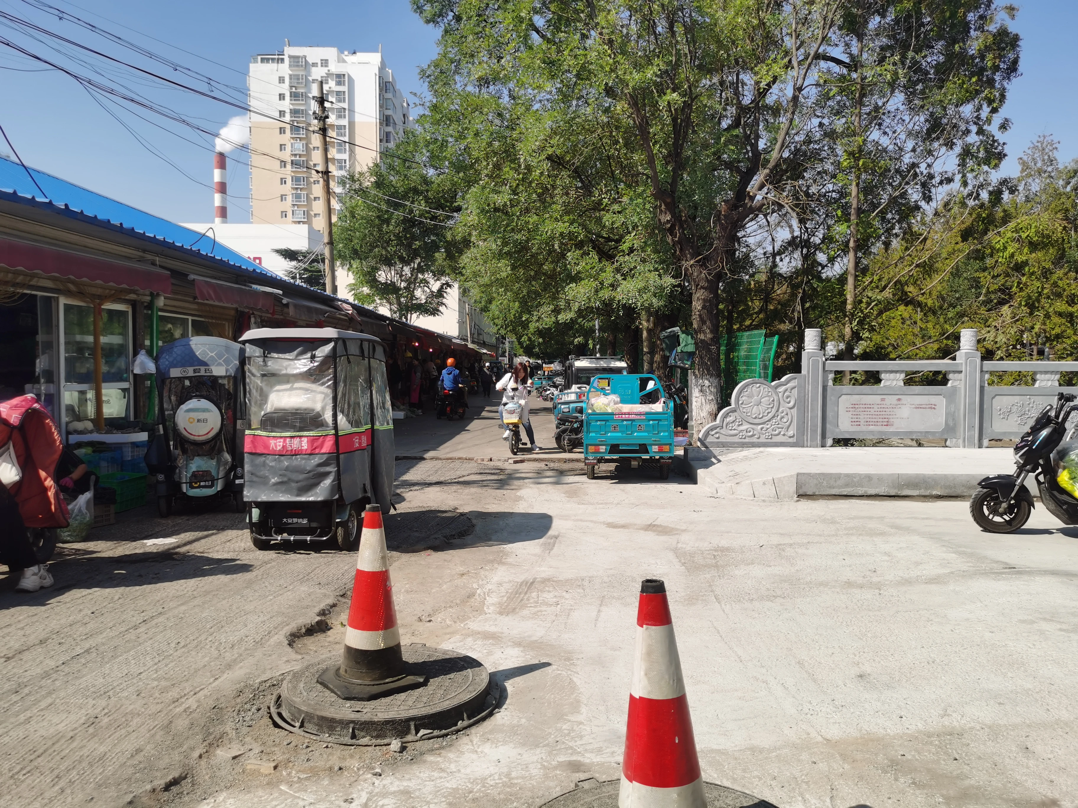 博古庄花鸟鱼虫市场，济安小区南门通往越河南的大桥今天通车了，围栏已全部拆除！-5.jpg