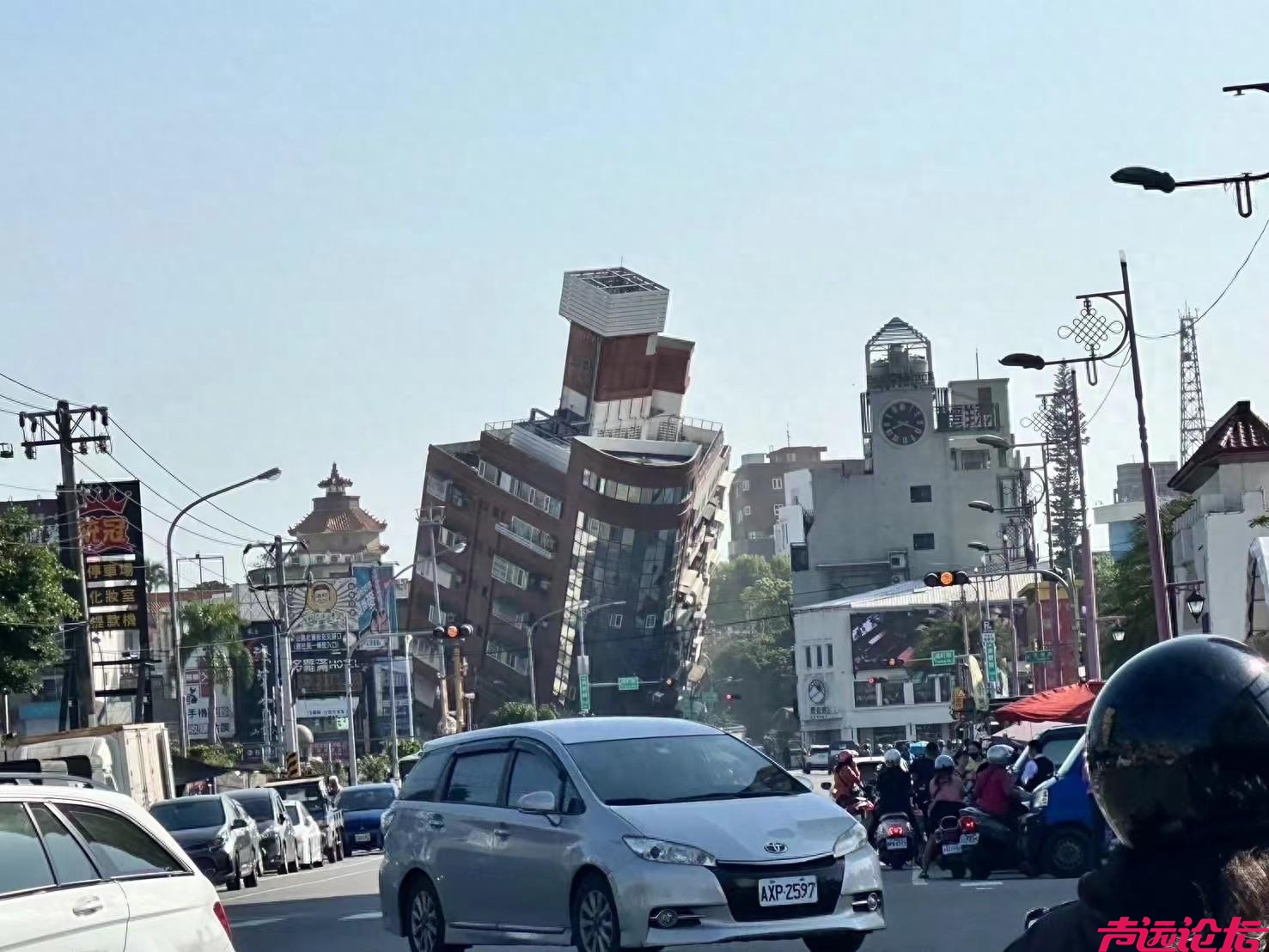 全台各地传地震灾情！花莲大楼倾斜，台北百货玻璃震碎，高铁停驶-1.jpg