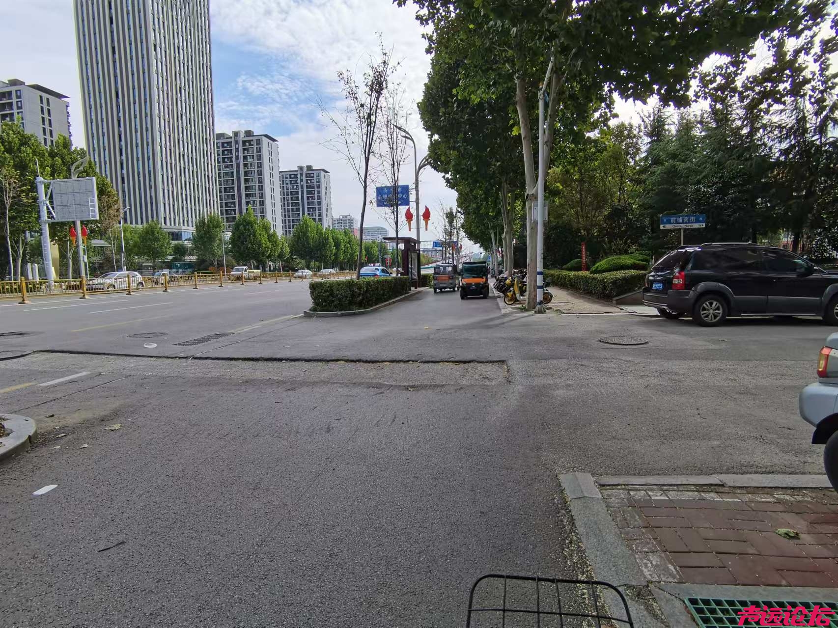 建议恢复道路原貌，火炬路、星河ICO对过，这个坑是不是应该恢复一下呢？-1.jpg