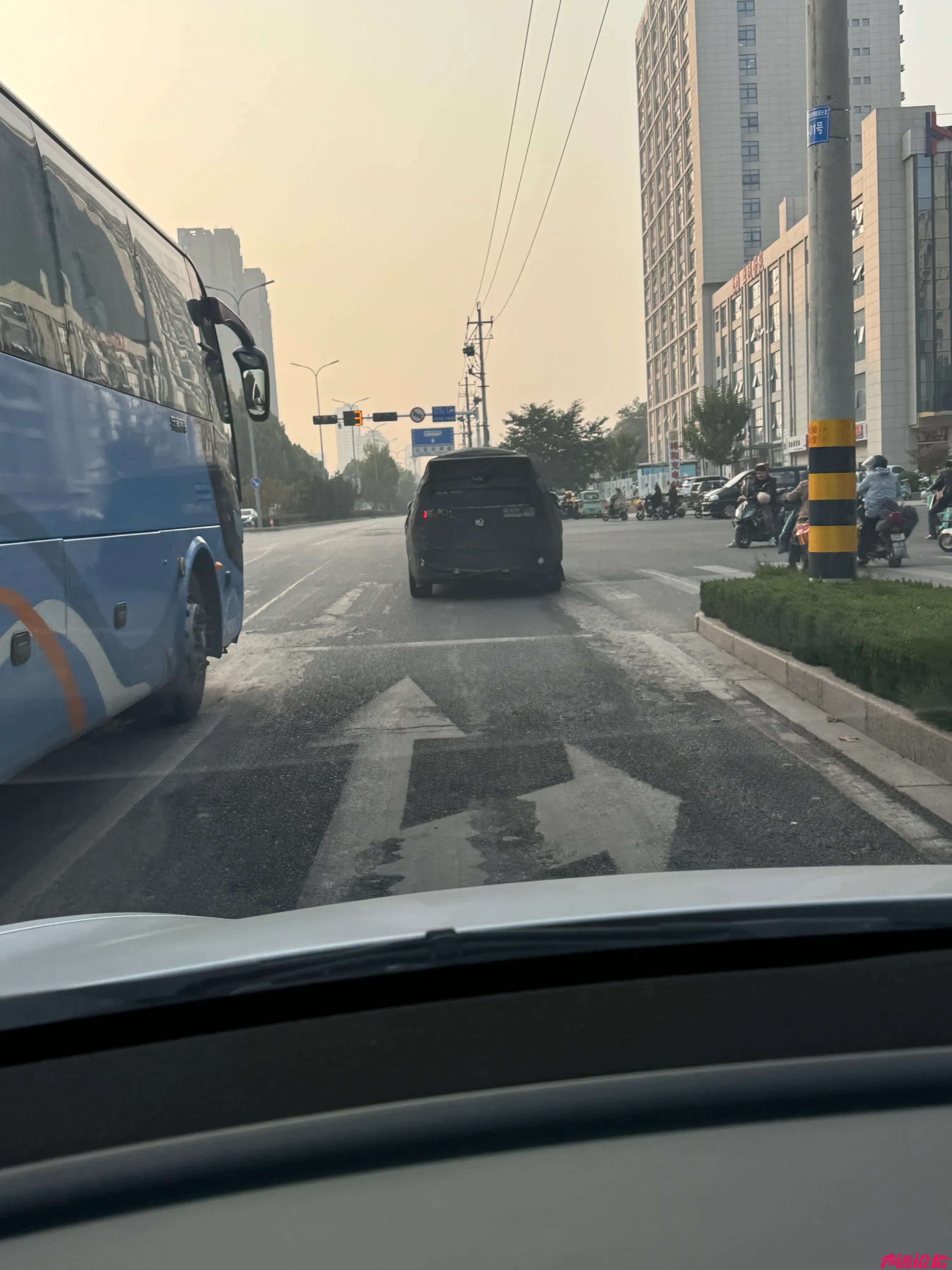 济宁街头出现路测车辆！这是什么车？-2.jpg