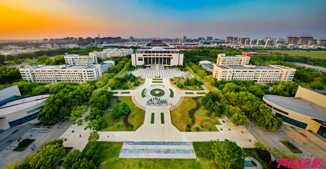 济宁学院：实施“周四‘职’通车就业大巴” 项目 助推毕业生高质量就业-1.png