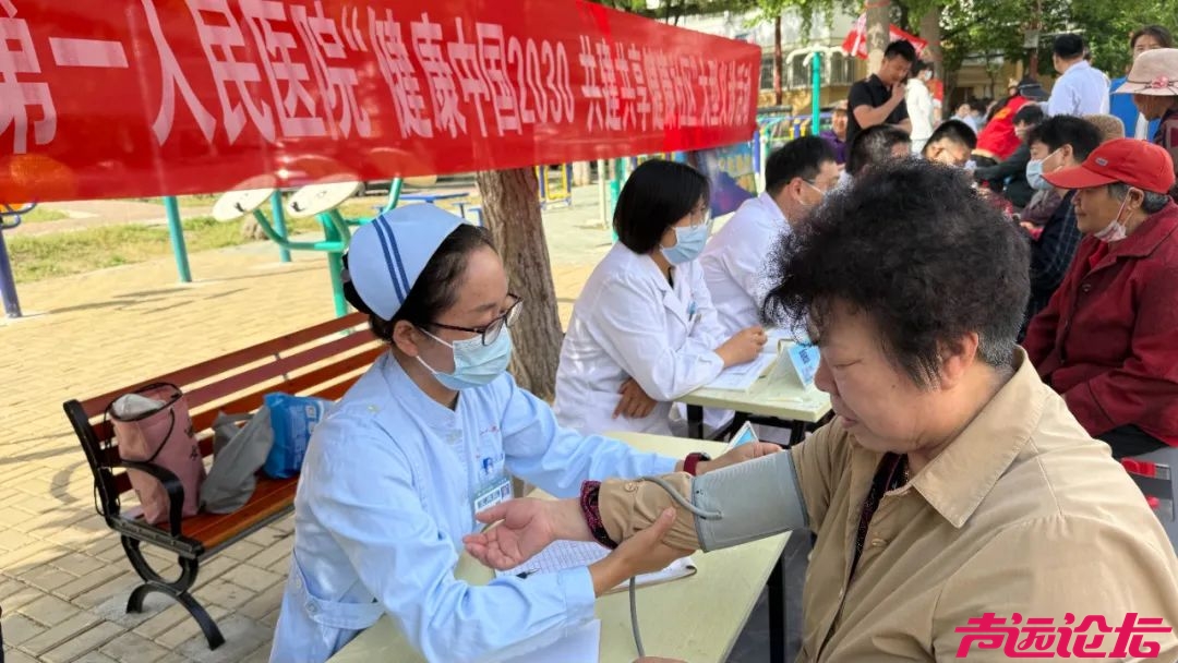 济宁市第一人民医院“共建共享健康社区”义诊活动走进洸河花园社区-3.jpg