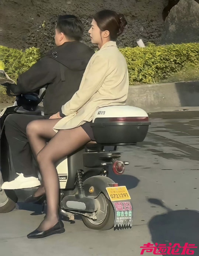 008iysUPgy1i15mh9j671j30u012lagy.jpg