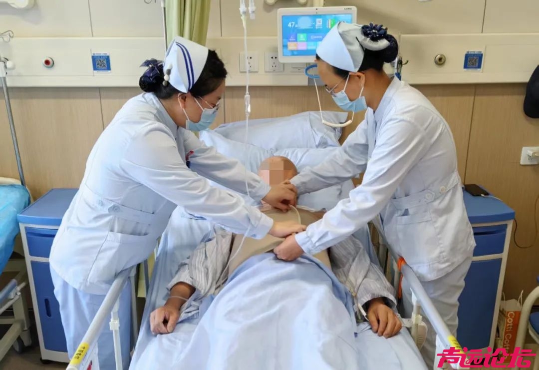 济宁市第一人民医院胸外科团队成功为88岁高龄食管癌患者实施高难度手术-2.jpg