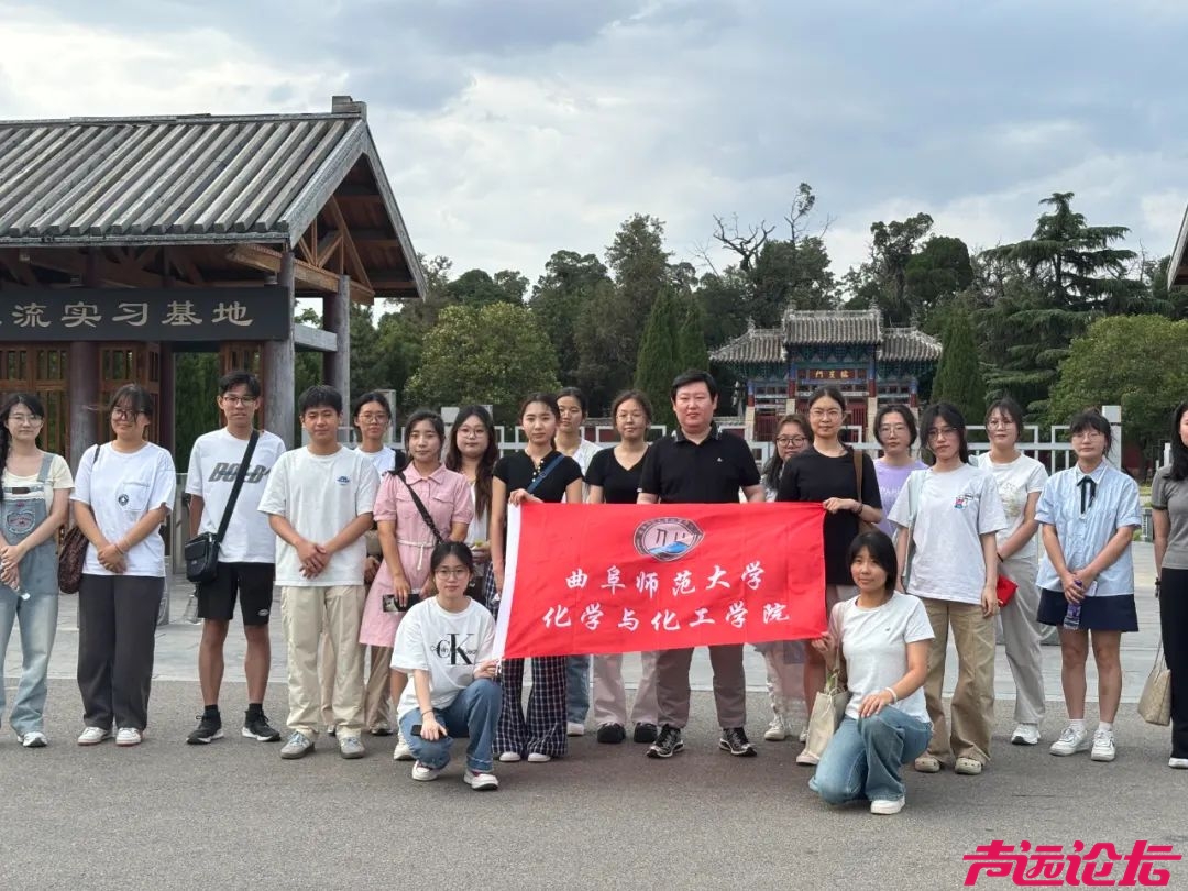 2025邹城市人才夜市招聘会 圆满成功-8.jpg
