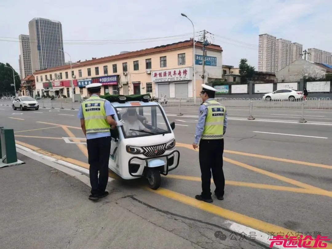 开展“三小车辆”专项整治 规范道路通行秩序-4.jpg