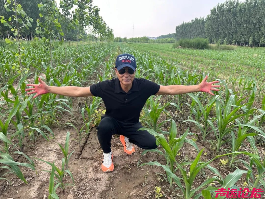 济宁老乡任达华，又来老家种玉米了！他的老家，到底是济宁哪里？-3.jpg