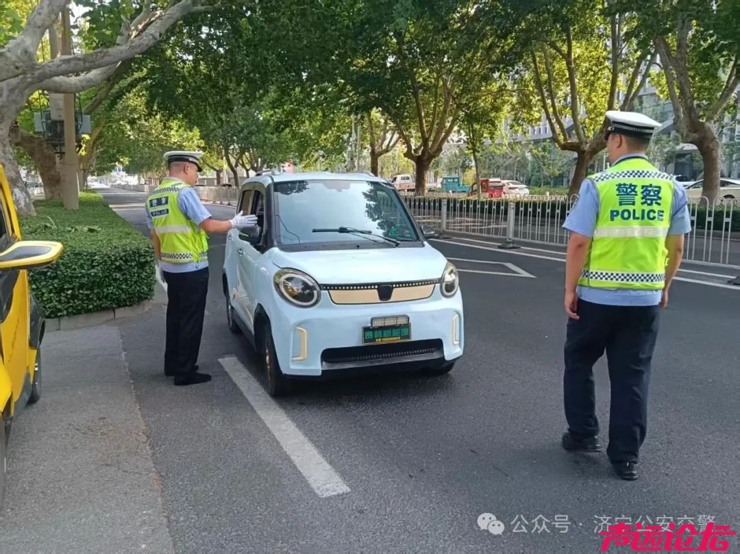 济宁公安交警持续开展“三小车辆”交通违法专项整治-13.jpg