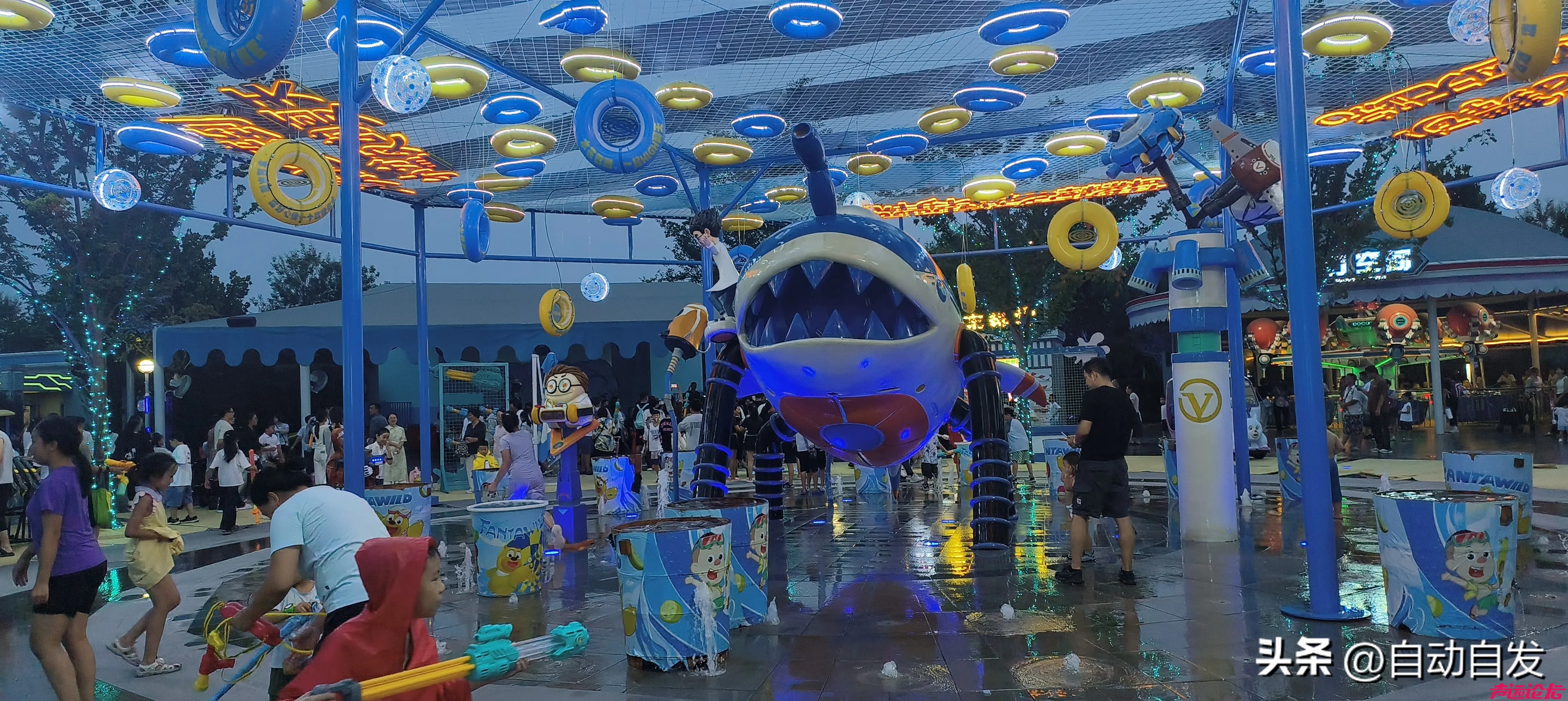 昨天下午去济宁方特游玩，买的是抖音上99元的下午场票，人可真多啊【转帖】-11.jpg