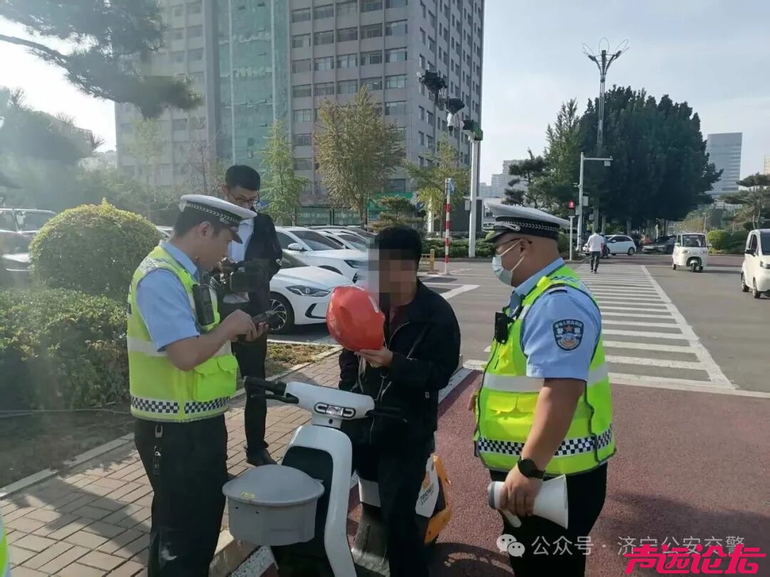 济宁公安交警在全市开展道路交通秩序综合整治专项行动-10.jpg