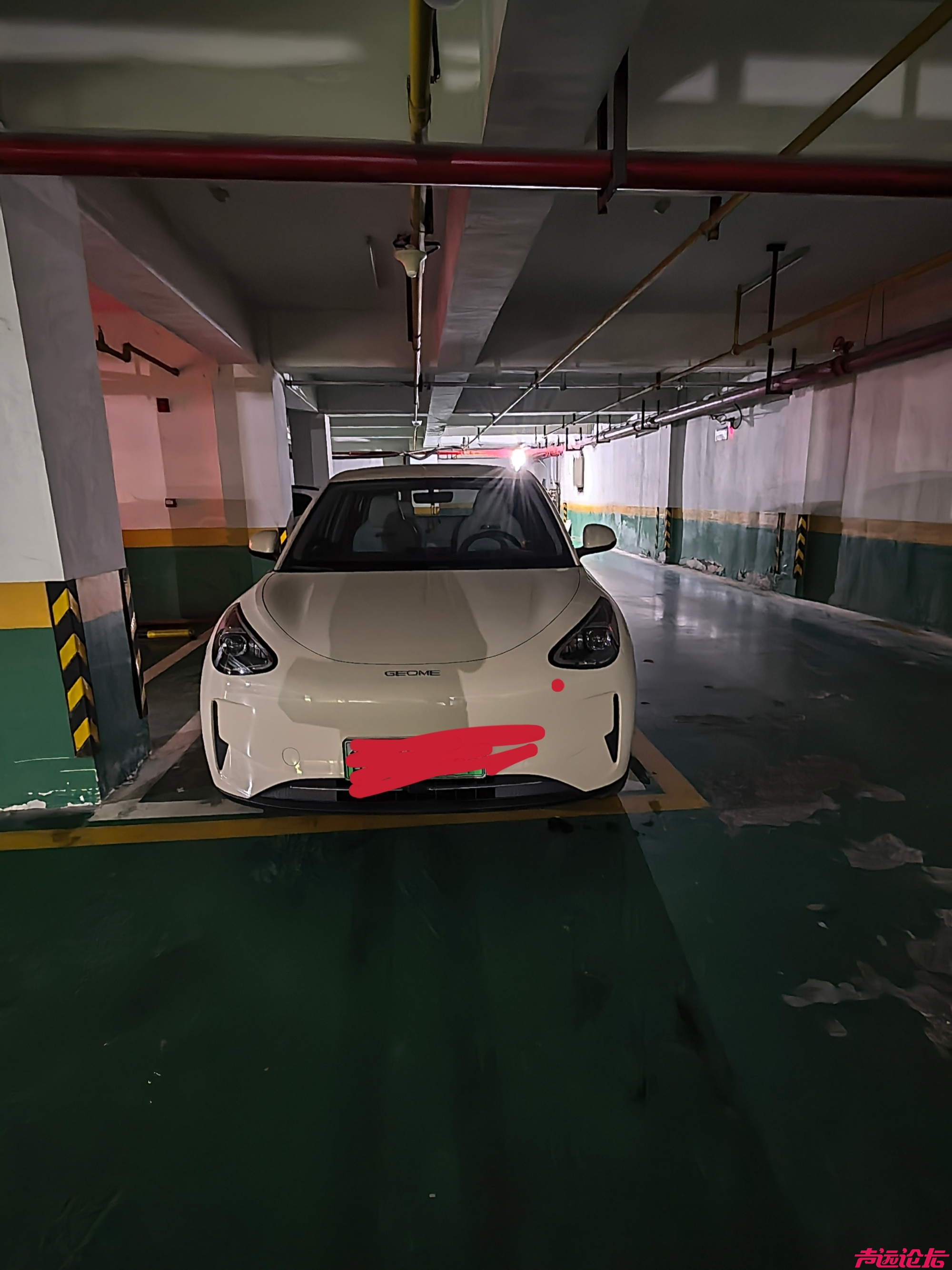 “卫生费”变车位费？济宁王府景小区物业收费乱象遭业主质疑-5.jpg