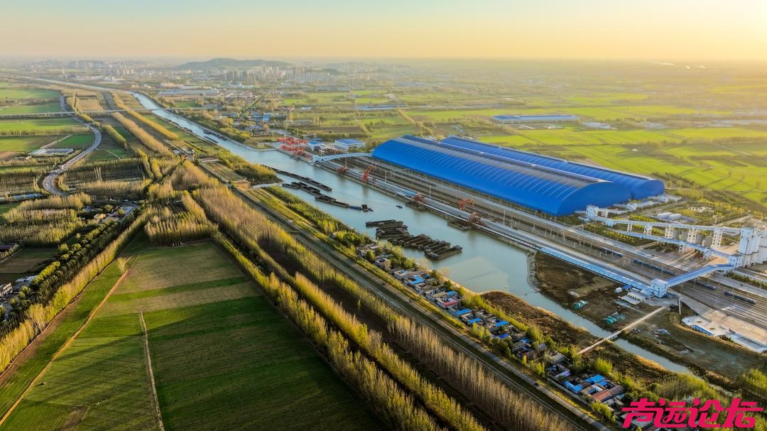济宁港跻身亿吨大港行列，成为北方内河首个吞吐量过亿吨的港口-1.jpg