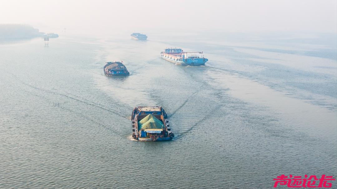 济宁港跻身亿吨大港行列，成为北方内河首个吞吐量过亿吨的港口-3.jpg