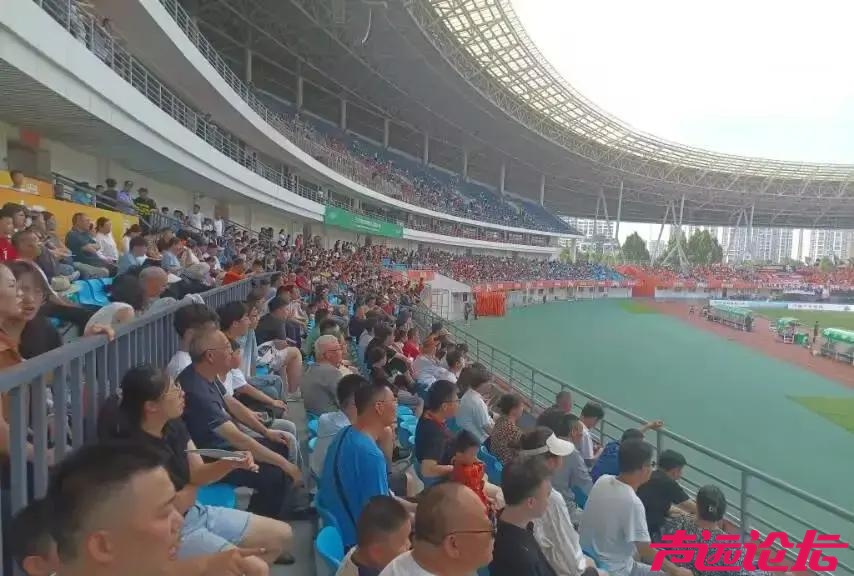 泰山B队离开邹城了？别骂了！泰山B队搬离邹城，真不是“抛弃”球迷！-6.jpg