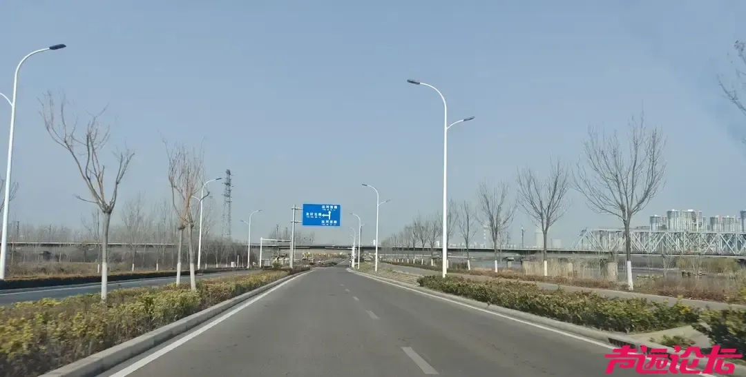 济宁运河新城终于不再只是图纸，市医院西院区已经亮灯，小学操场传来哨子声！-2.jpg