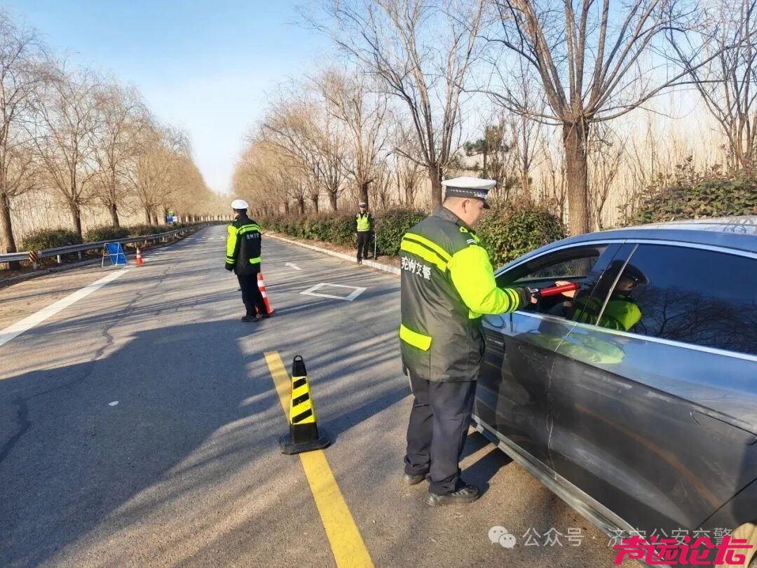 济宁公安交警积极开展道路交通安全隐患整治行动-3.jpg