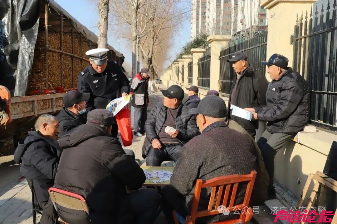 济宁公安交警积极开展道路交通安全隐患整治行动-9.jpg