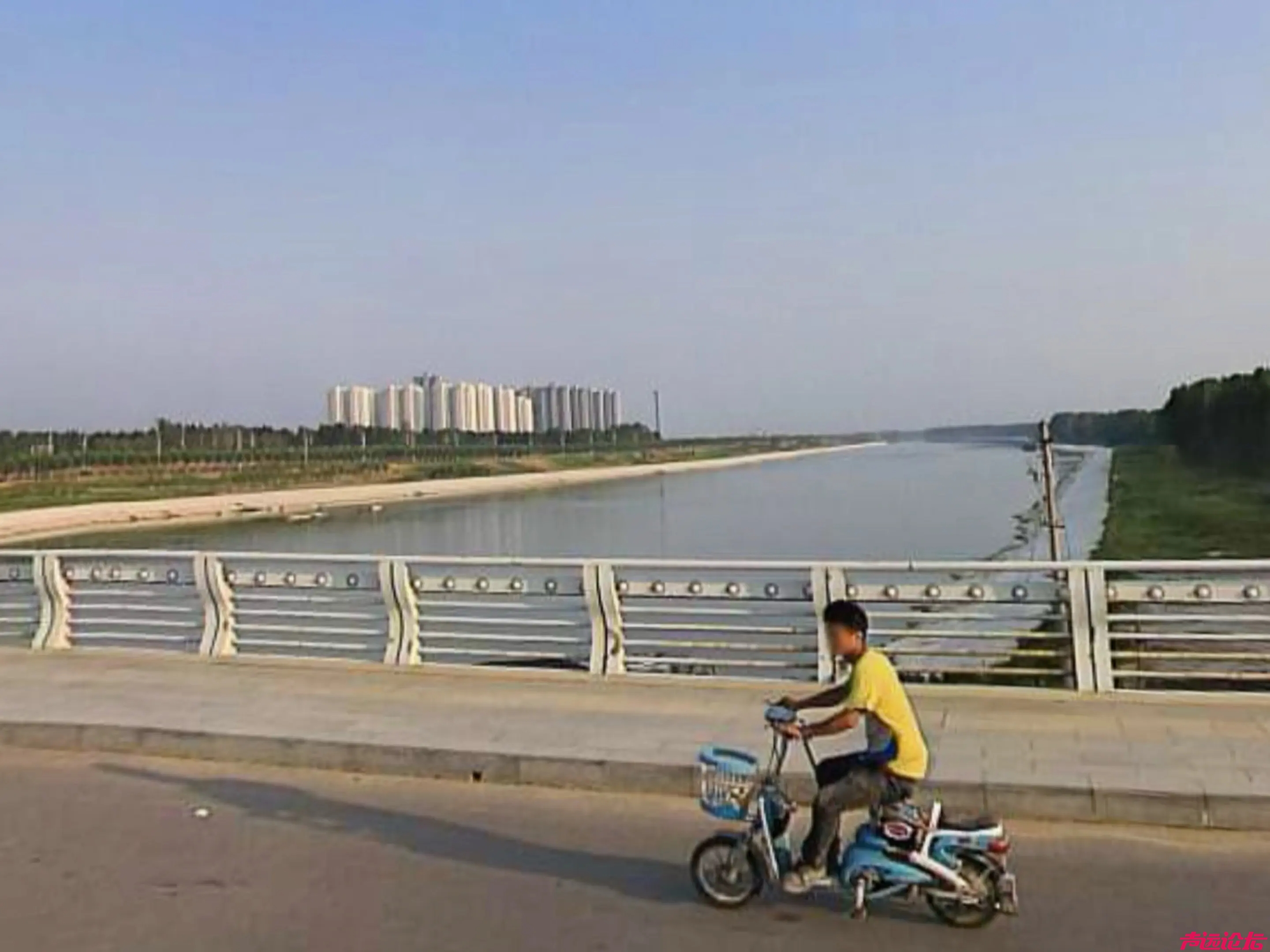 f5946f45-b988-4222-8dc1-582ce00cd09f.jpg