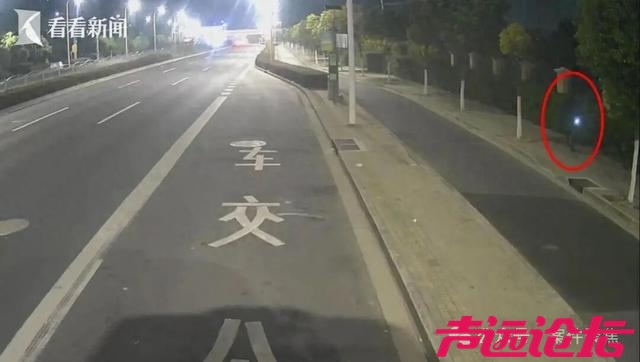 凌晨3点上海街头，女子报警称“被陌生男子拖进路边草丛”，民警立即赶到，她却称喝了酒不记得了……-1.jpg
