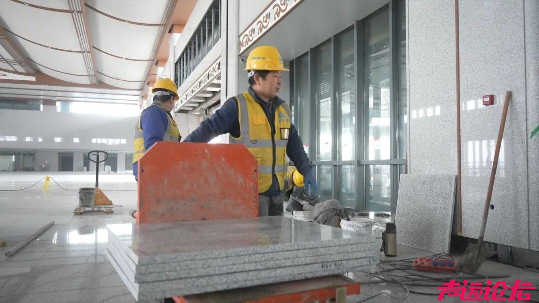 新宋”式站房，不失中式韵味 雄商高铁梁山站建设冲刺中，预计9月通车运营-2.jpg