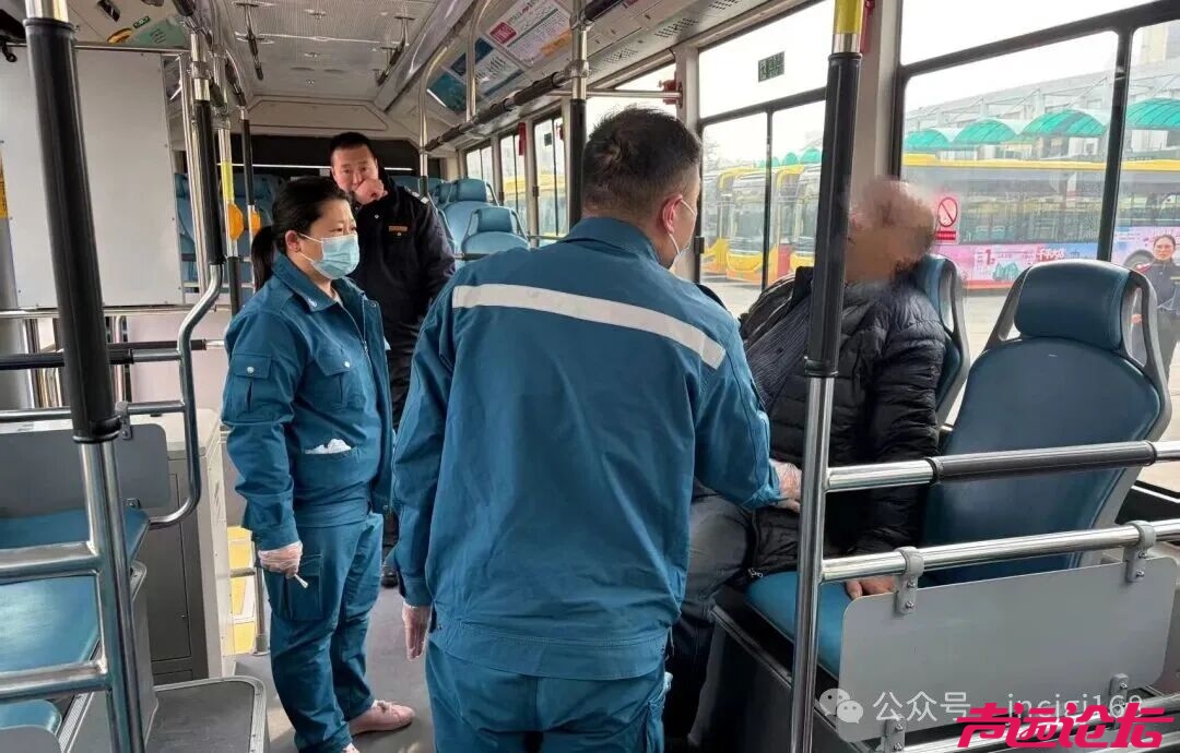 济宁城际公交紧急救援 确保旅客生命安全-1.jpg