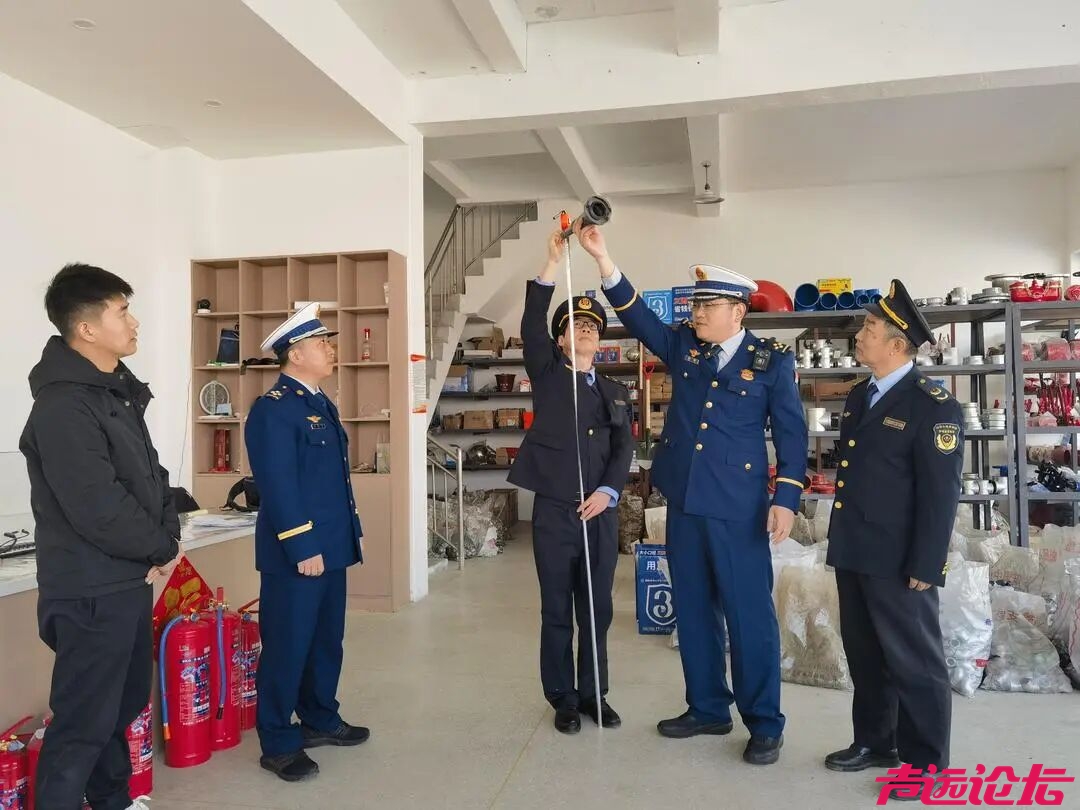 多部门联合开展消防产品整治行动，集中销毁380余件伪劣品-1.jpg