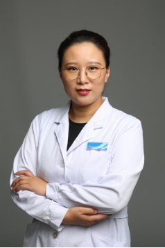 3月16日，中国医学科学院血液病医院淋巴瘤诊疗中心隋伟薇教授来济宁市第一人民医院坐-1.jpg