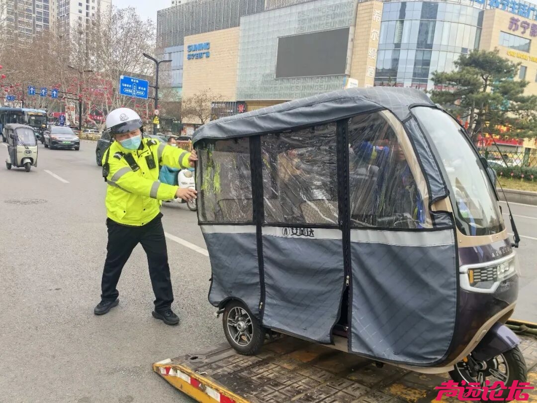 严查！三小车辆闯红灯、逆行、违停，通通不行！-12.jpg